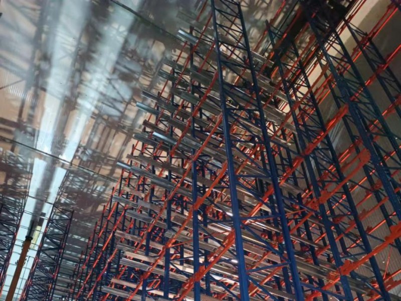 Multi-deep style high bay racks