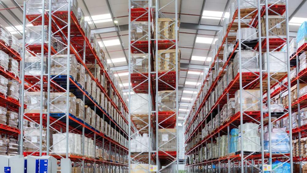 Làm thế nào để tối đa hóa không gian lưu trữ bằng hệ thống kệ thông minh?