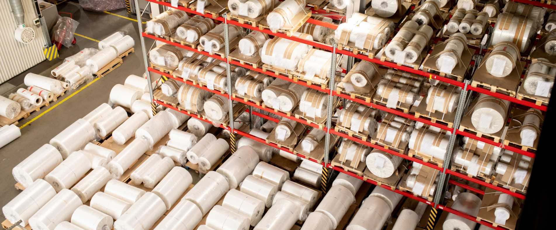 Quần áo & Giày dép