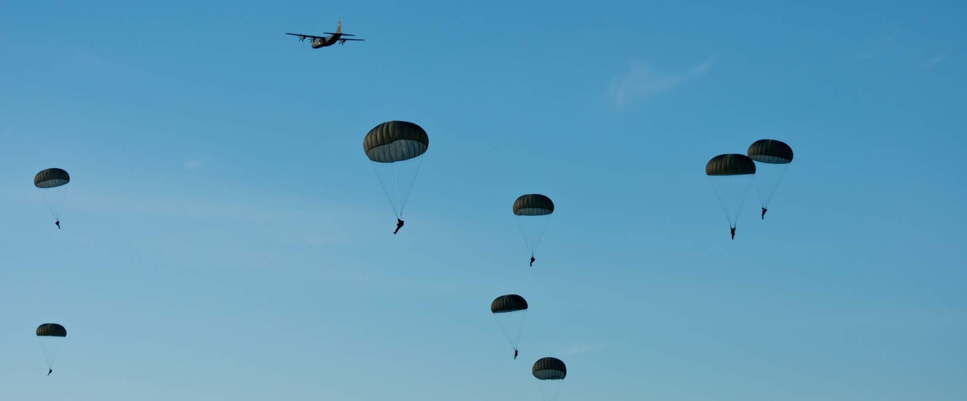 Vật tư quân sự