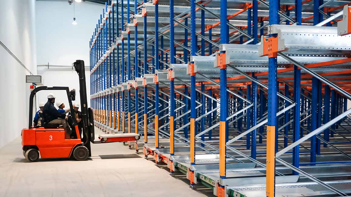 Radio shuttle +Forklift